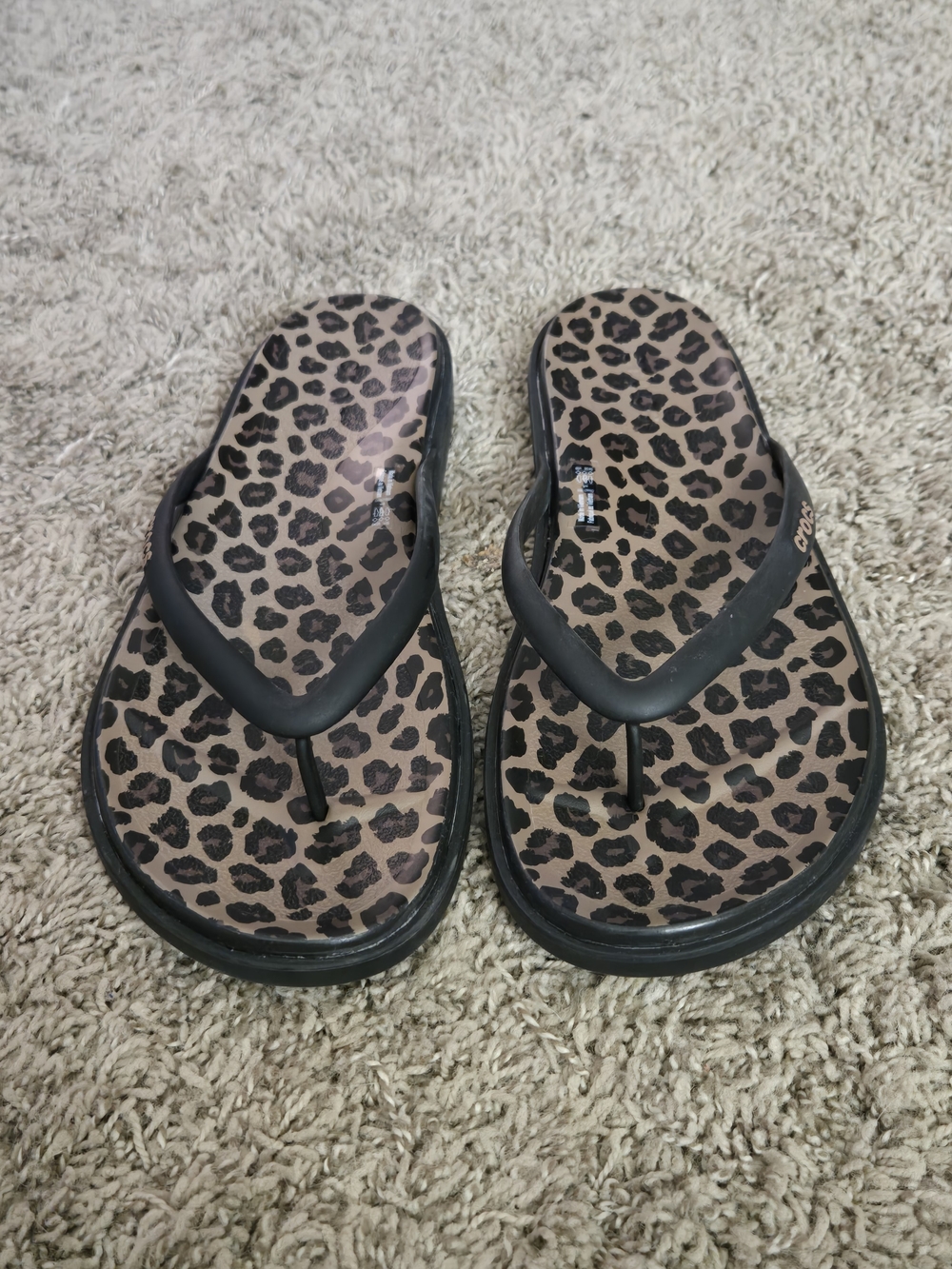 CROCS Women's Leopard Print Flip Sandals - Black Straps